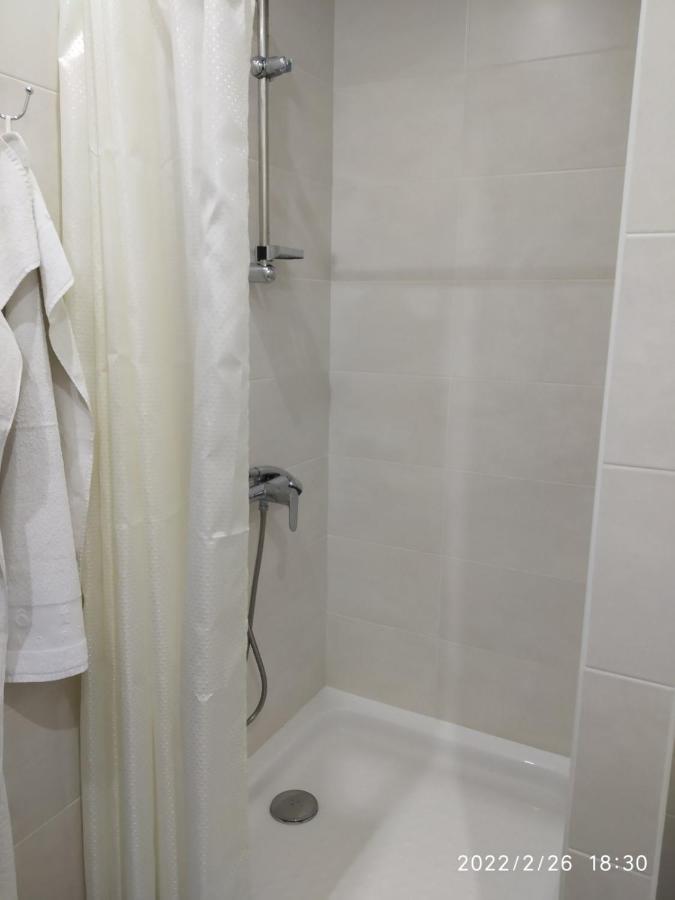 Falesti Hotel Paulina מראה חיצוני תמונה
