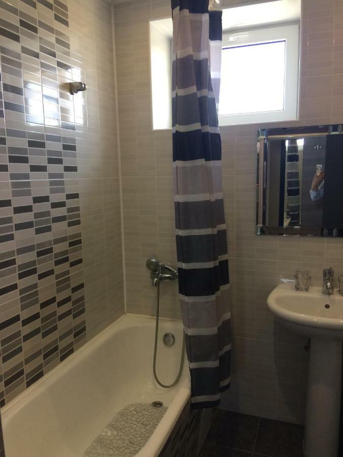 Falesti Hotel Paulina מראה חיצוני תמונה