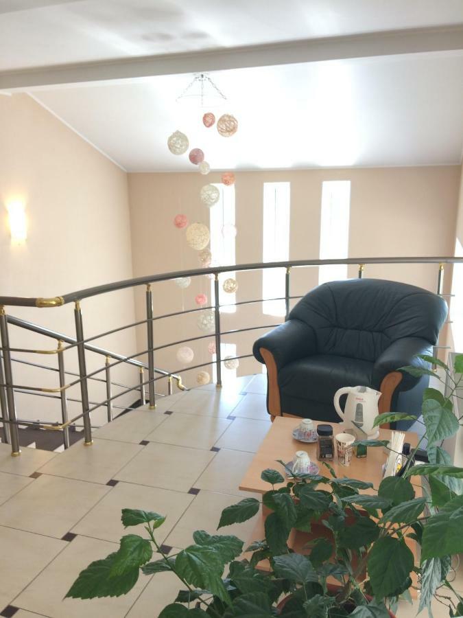 Falesti Hotel Paulina מראה חיצוני תמונה